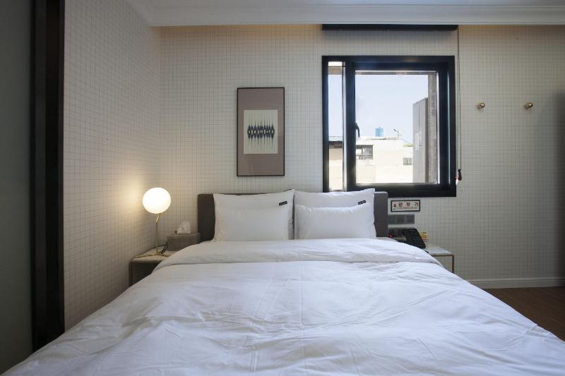 Busanjin Brown-dot hotel image