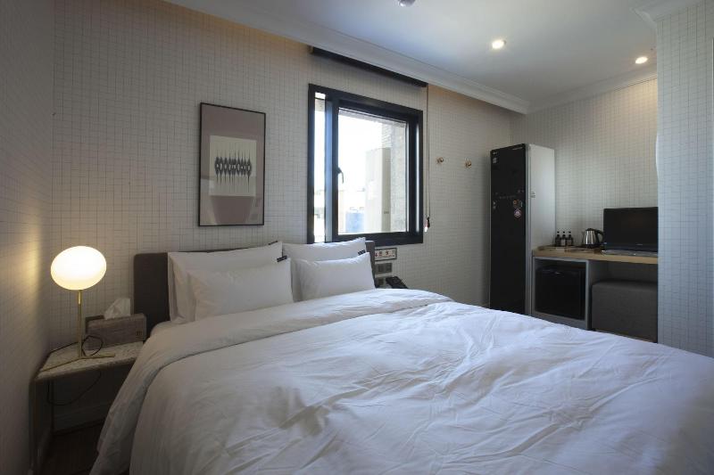 Busanjin Brown-dot hotel image