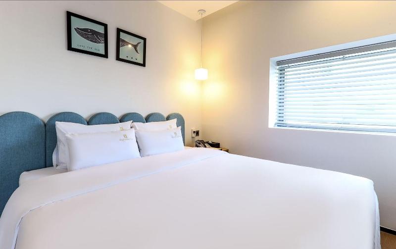 Hotel Ocean View image