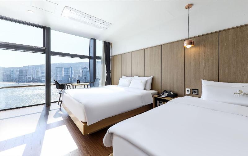 Hotel Ocean View image
