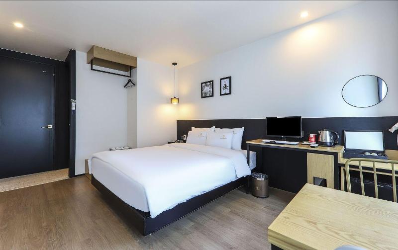 Hotel Ocean View image