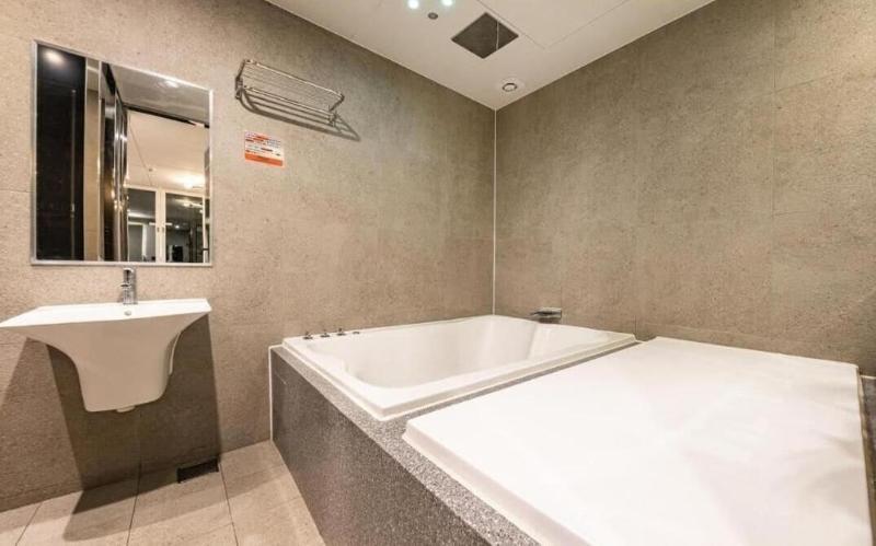 Idea Hotel image