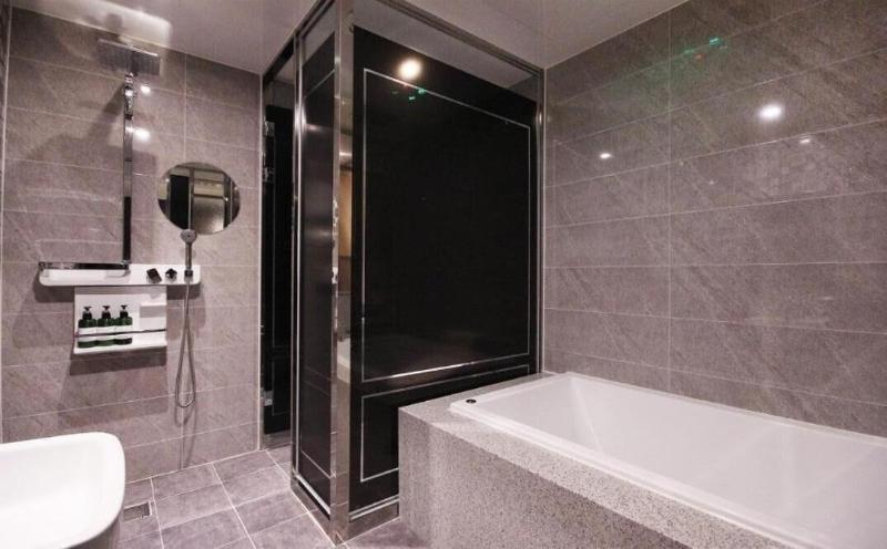 Idea Hotel image