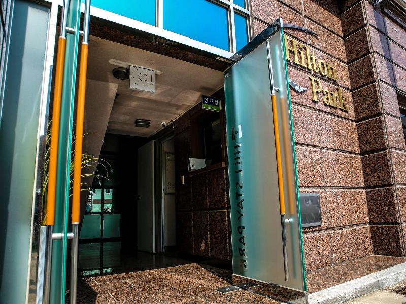 Hill Stay Hotel Residence image