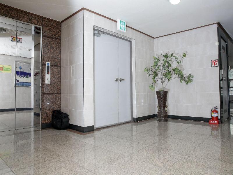 Hill Stay Hotel Residence image