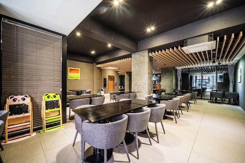 Rivertain Hotel Gyeongju image