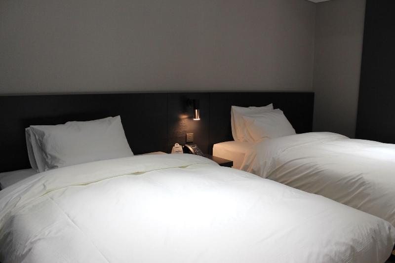 Rivertain Hotel Gyeongju image