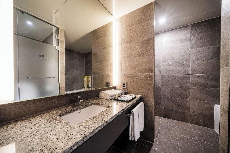 Rivertain Hotel Gyeongju image