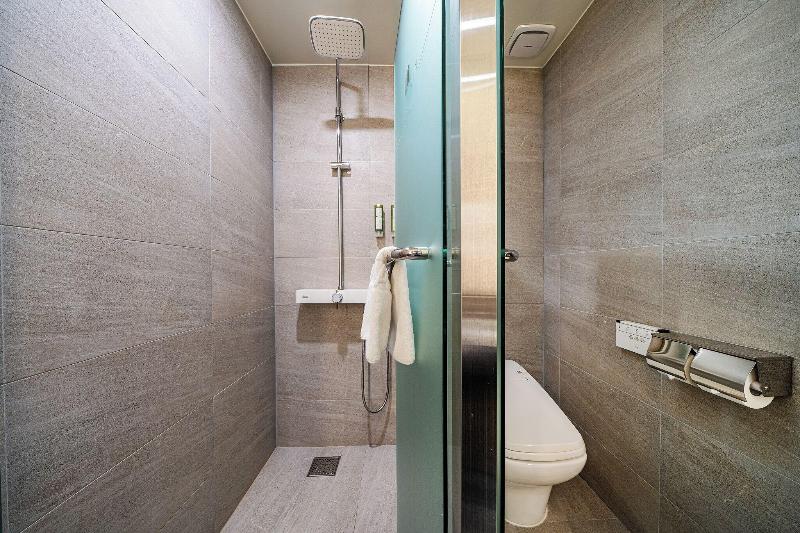 Rivertain Hotel Gyeongju image