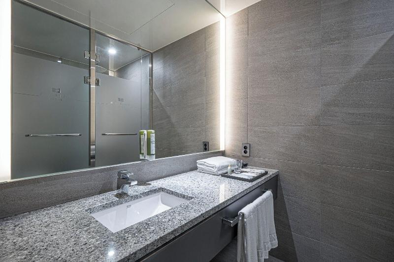 Rivertain Hotel Gyeongju image