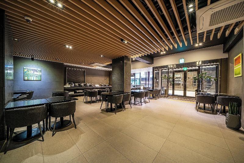 Rivertain Hotel Gyeongju image