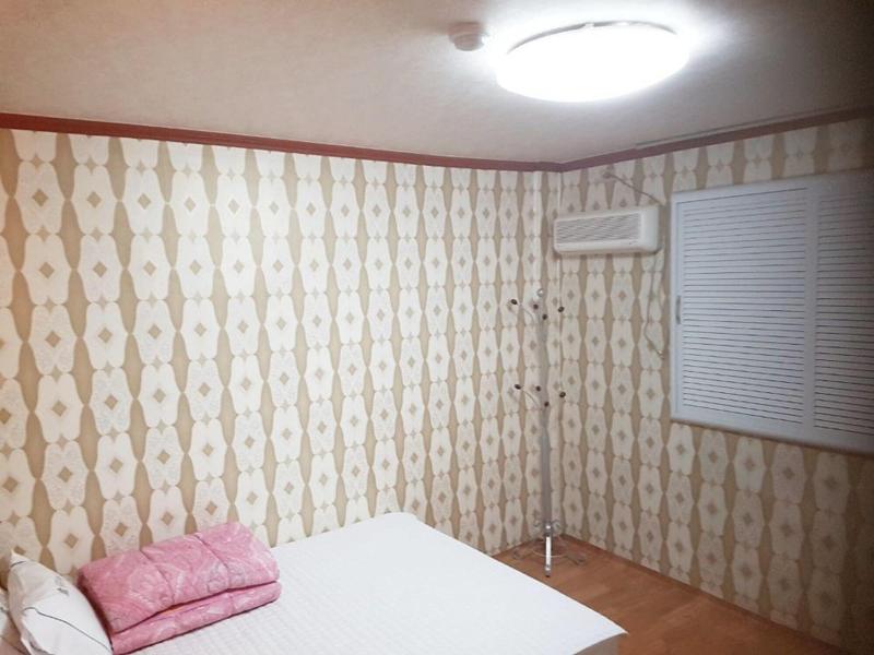 Myeongdong Motel image