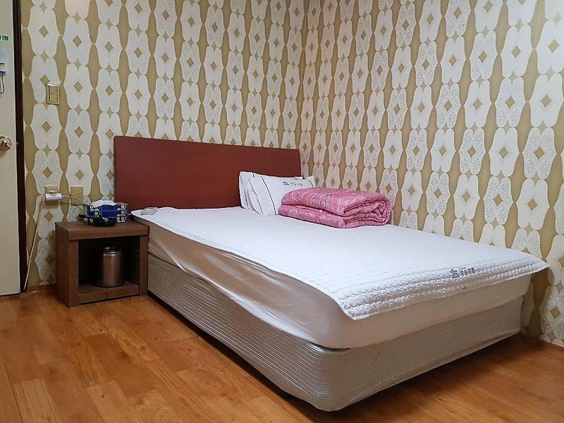 Myeongdong Motel image