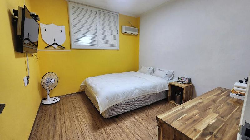 Myeongdong Motel image