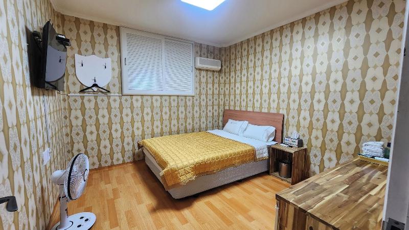 Myeongdong Motel image