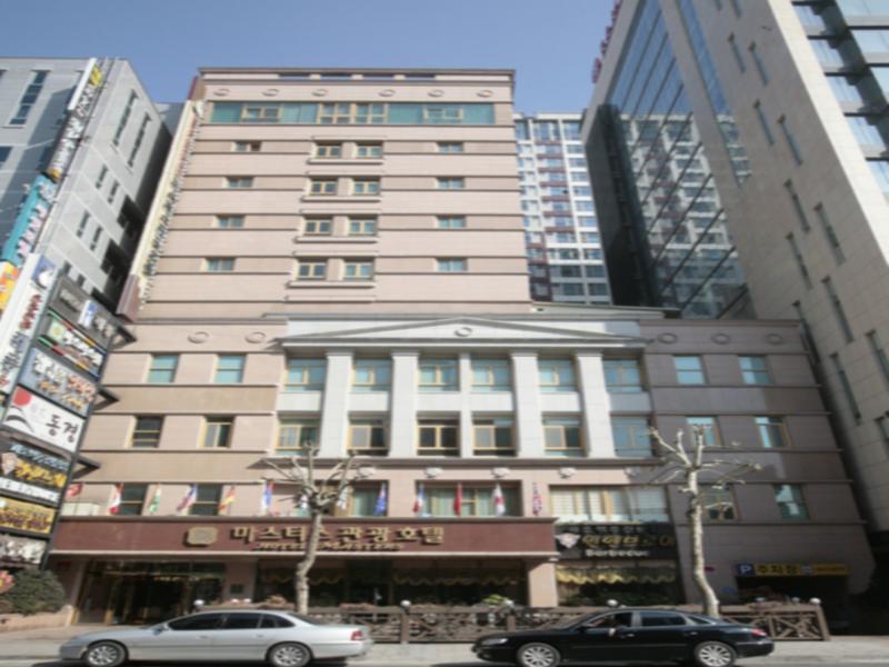 Tourist Hotel Masters image