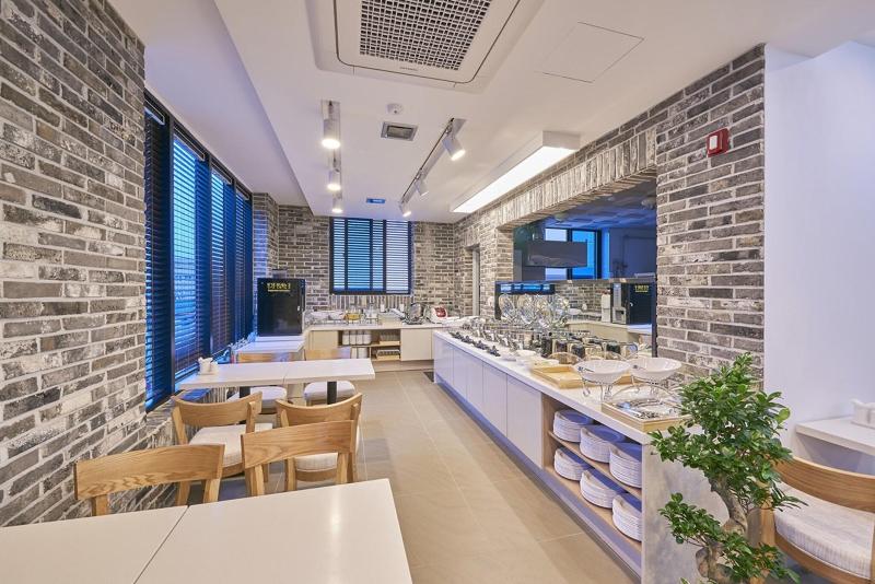 Madrid Hotel Gwangju image