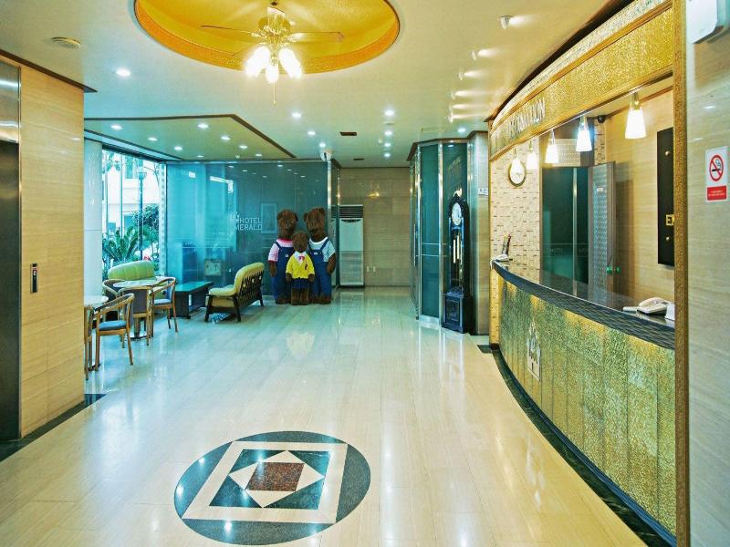 Emerald Hotel — photo 18