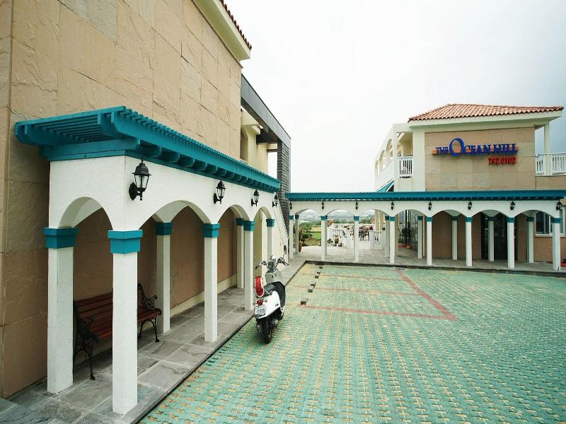 The Ocean Hill