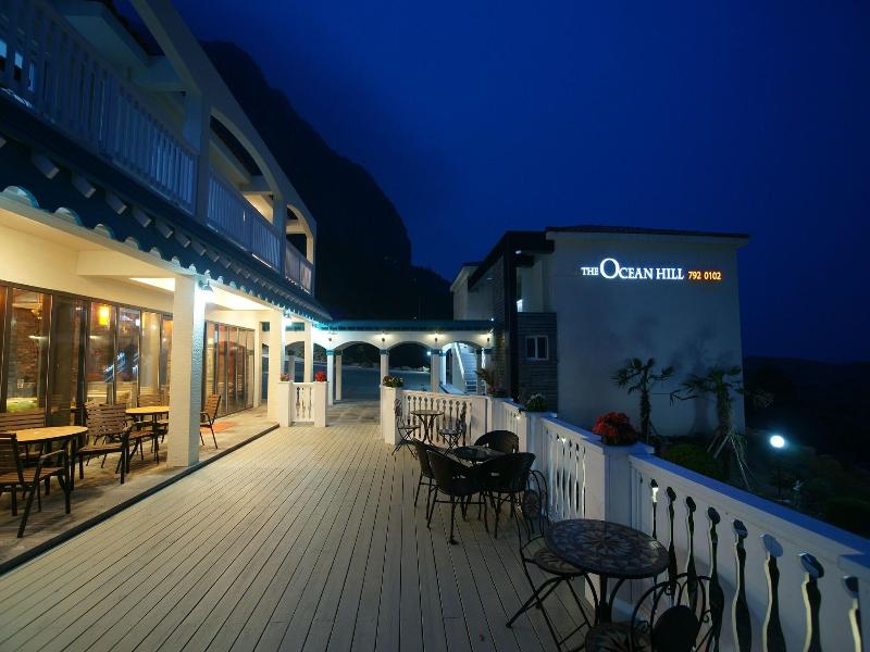 The Ocean Hill