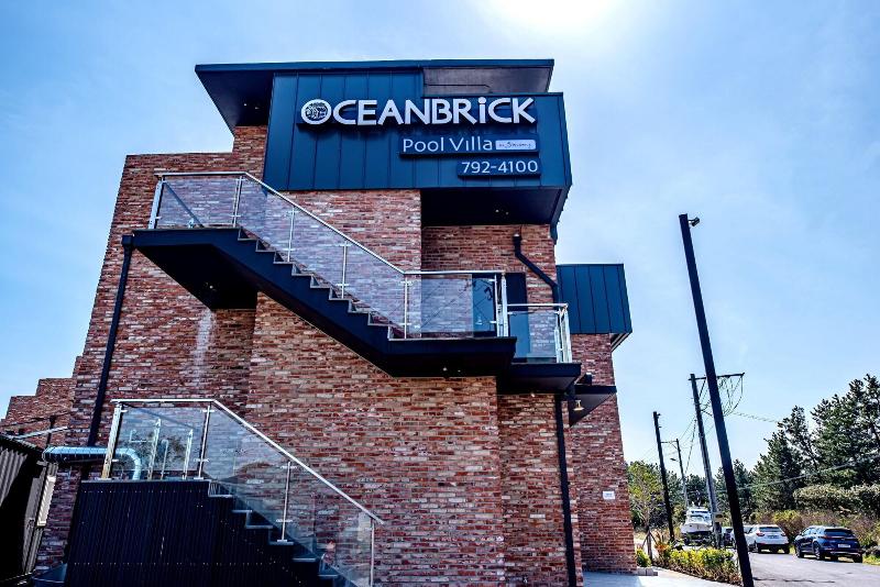 Ocean Brick image