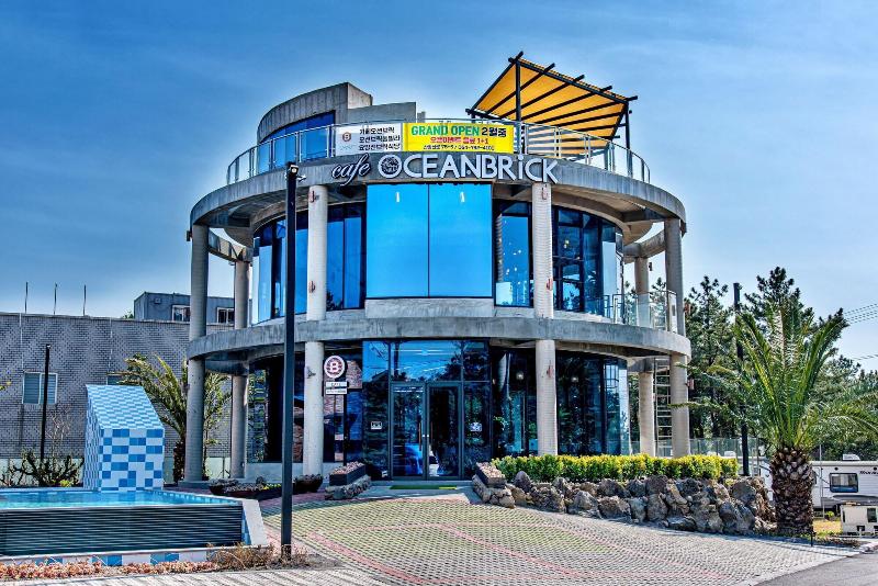 Ocean Brick image