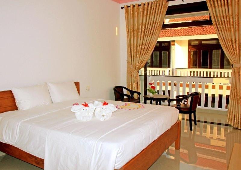 Green Island Hoian Villa image