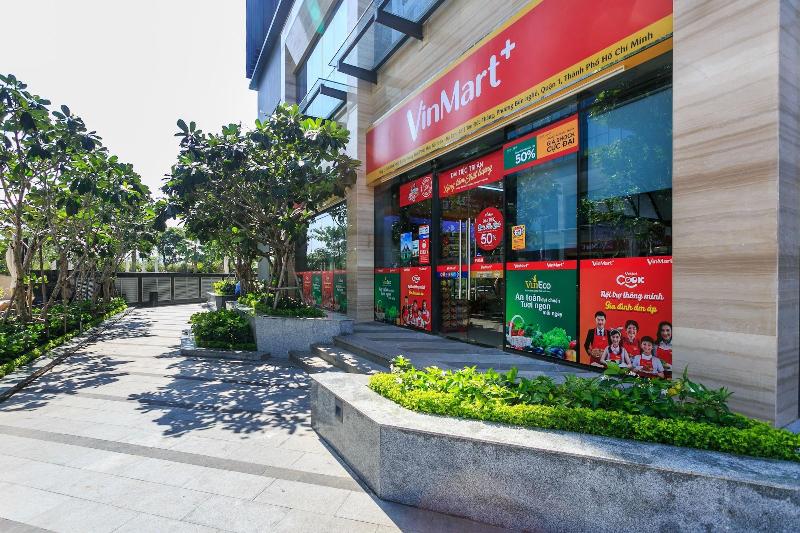 Vinhome Golden River Apartment - M'Homme image