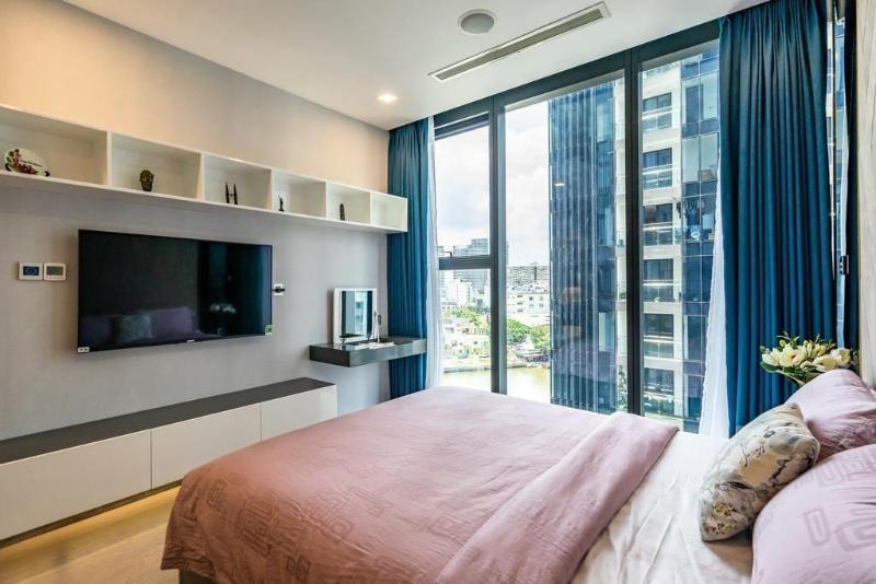 Vinhome Golden River Apartment - M'Homme image