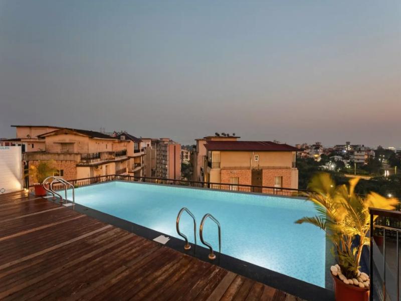 SinQ Edge, Dona Paula image