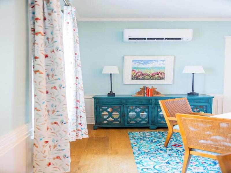 Harbour View Inn