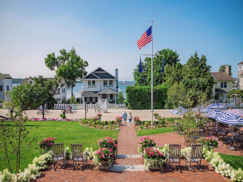 Harbour View Inn image
