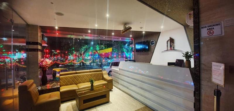 The Porch Inn Hotel & Service Apartments image
