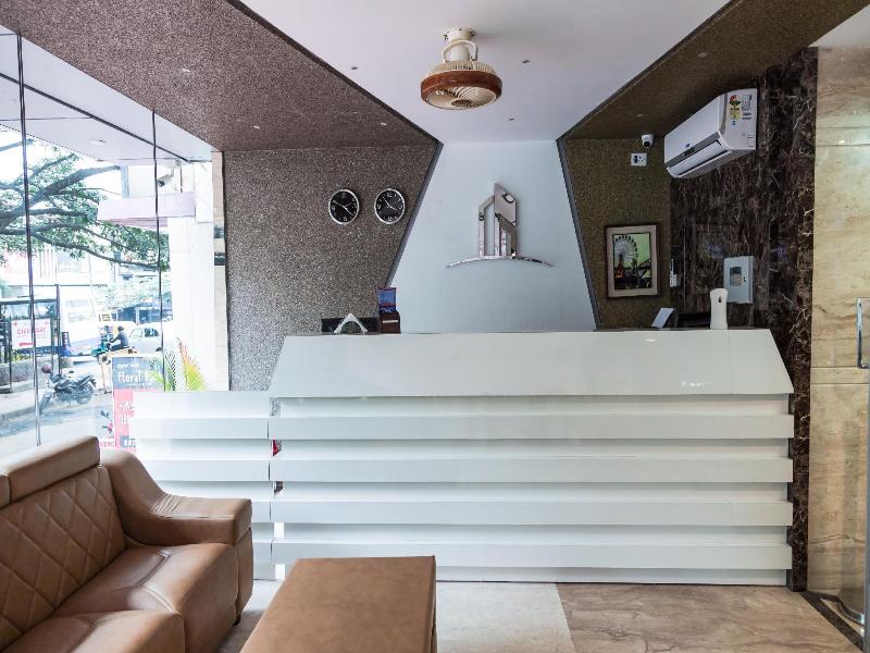 The Porch Inn Hotel & Service Apartments image