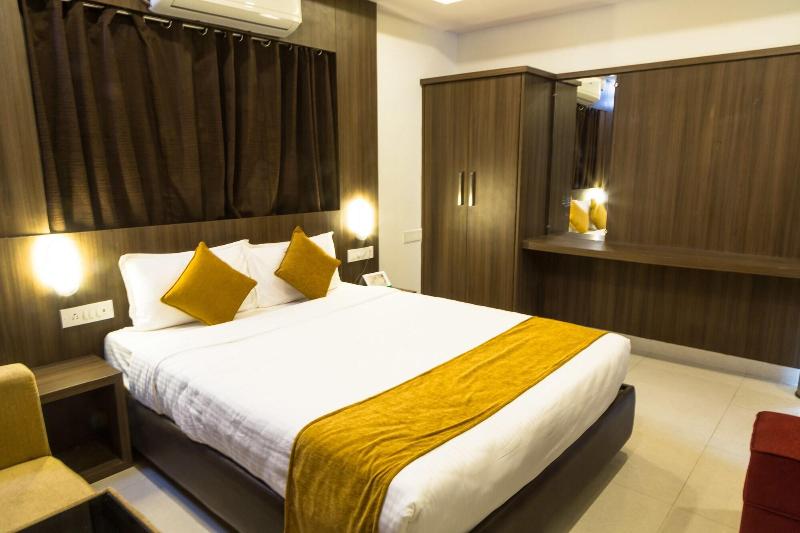 The Porch Inn Hotel & Service Apartments image