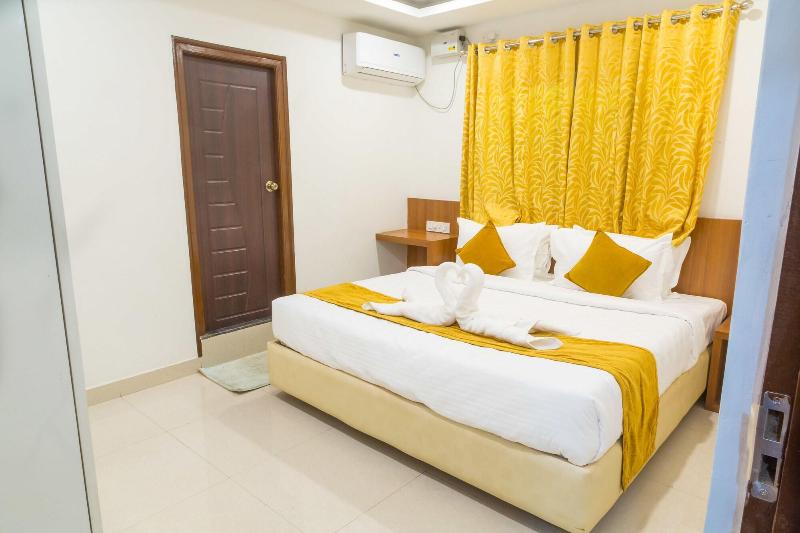 The Porch Inn Hotel & Service Apartments image