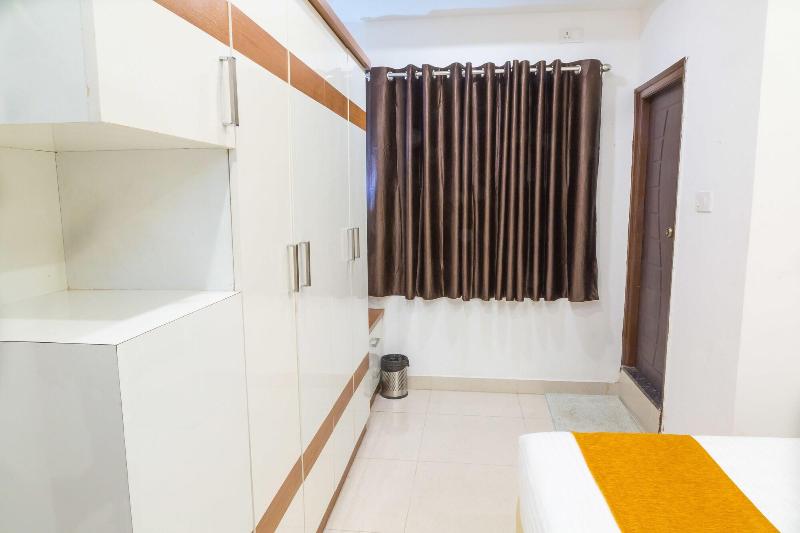 The Porch Inn Hotel & Service Apartments image
