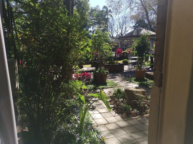 Autumn Breeze Manor image