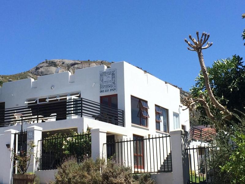 Paarl Mountain Lodge image