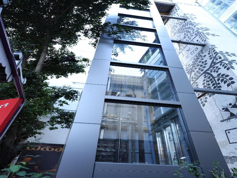 Mango Hotels - Purple Brigade image