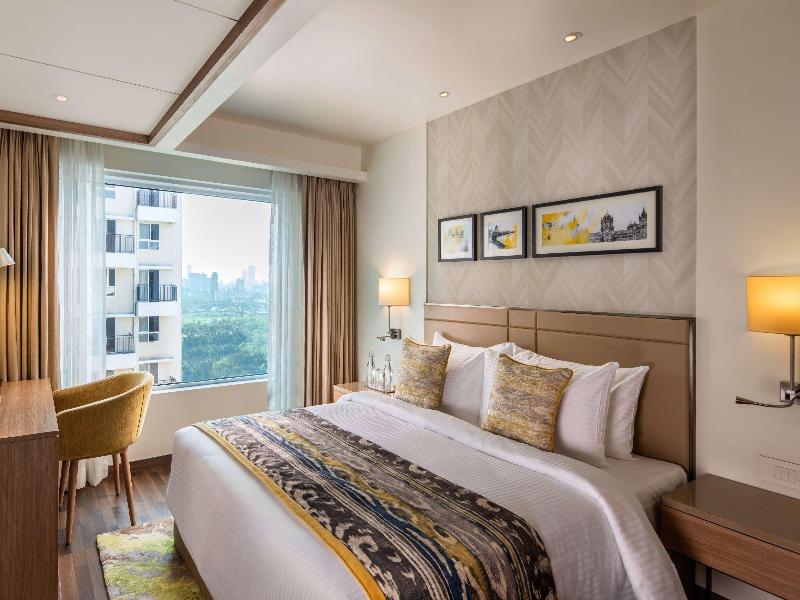 Royal Hometel Suites image