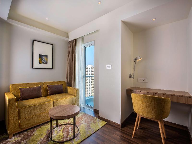 Royal Hometel Suites image