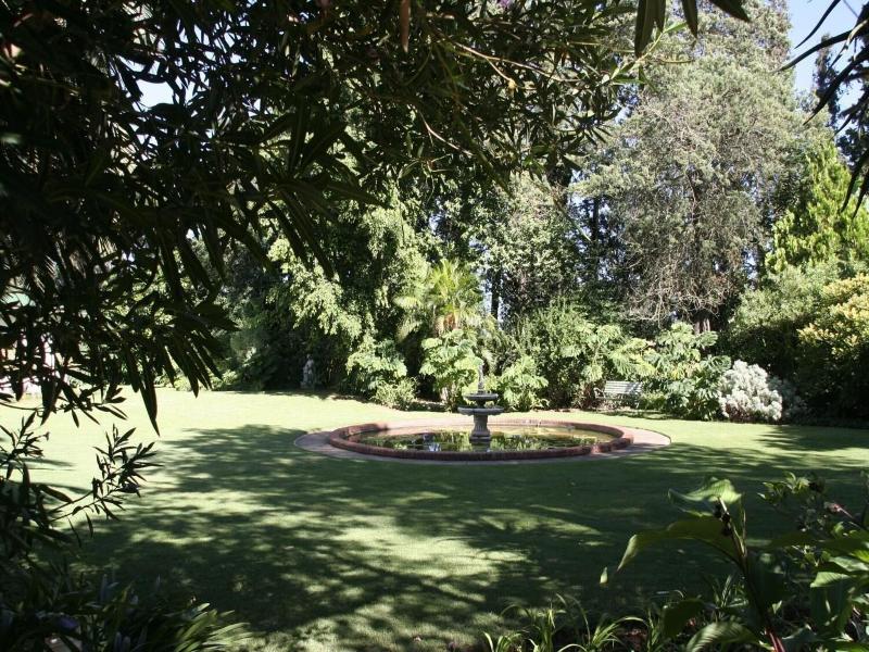 Happy Lands Self Catering/B&B