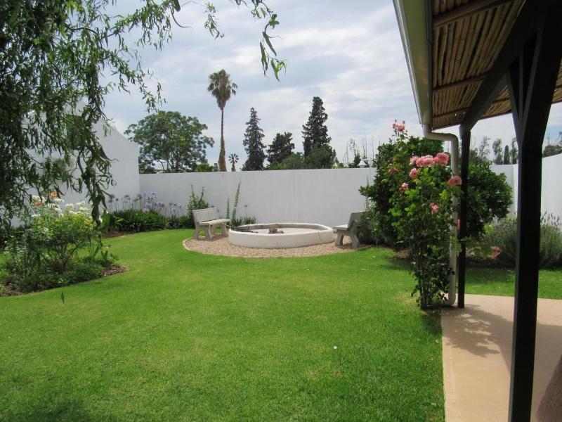 Happy Lands Self Catering/B&B