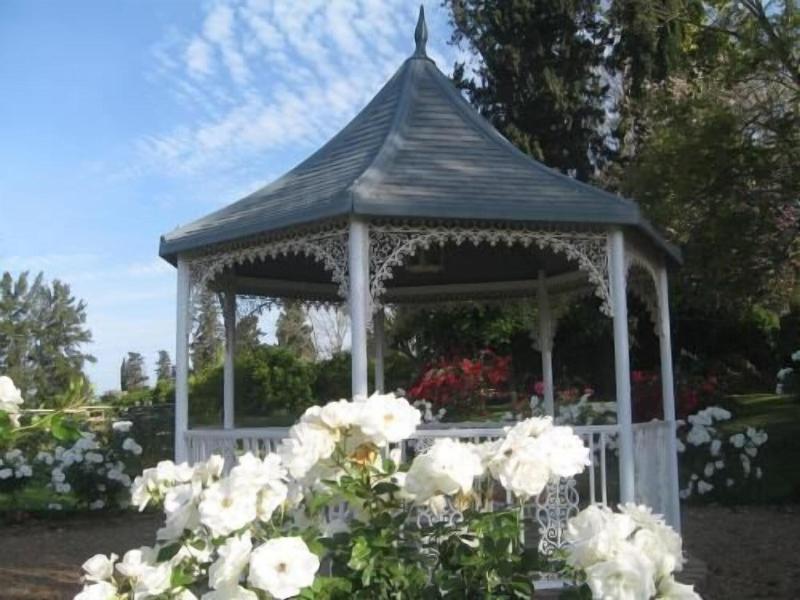 Happy Lands Self Catering/B&B