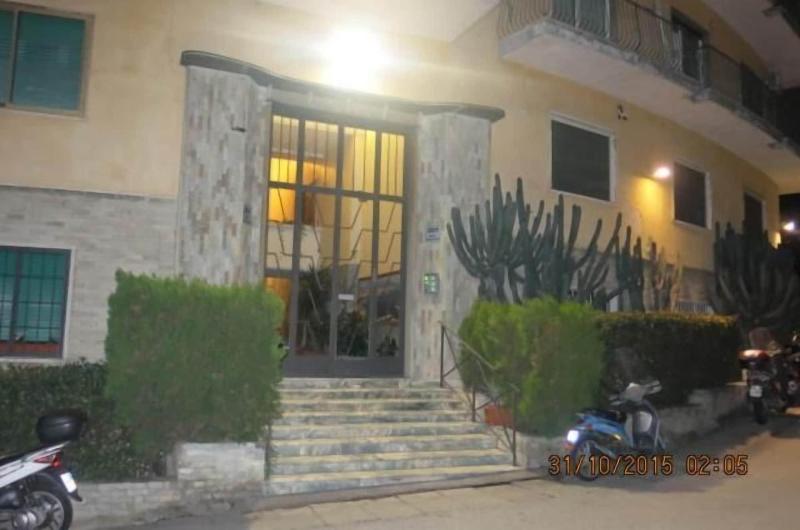 Nido Dei Gabbiani image
