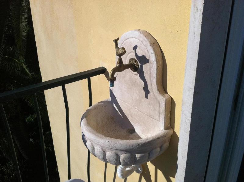 Nido Dei Gabbiani image