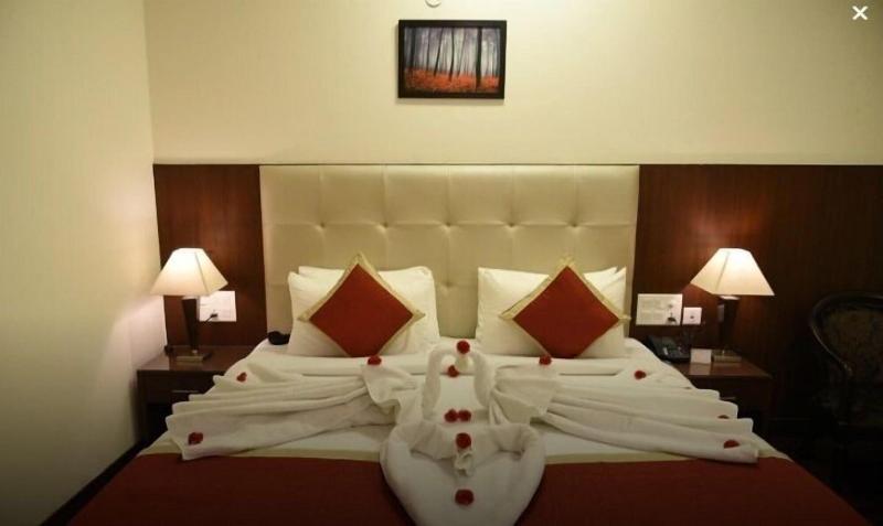 Hotel Mandarin Square image