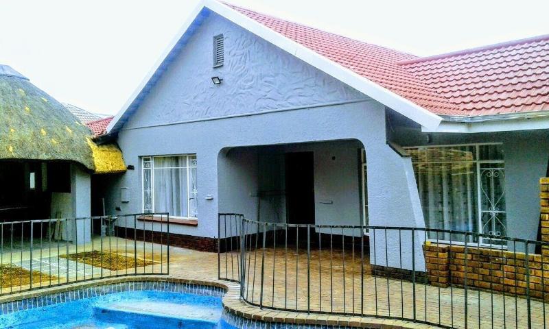 Acacia Guesthouse image