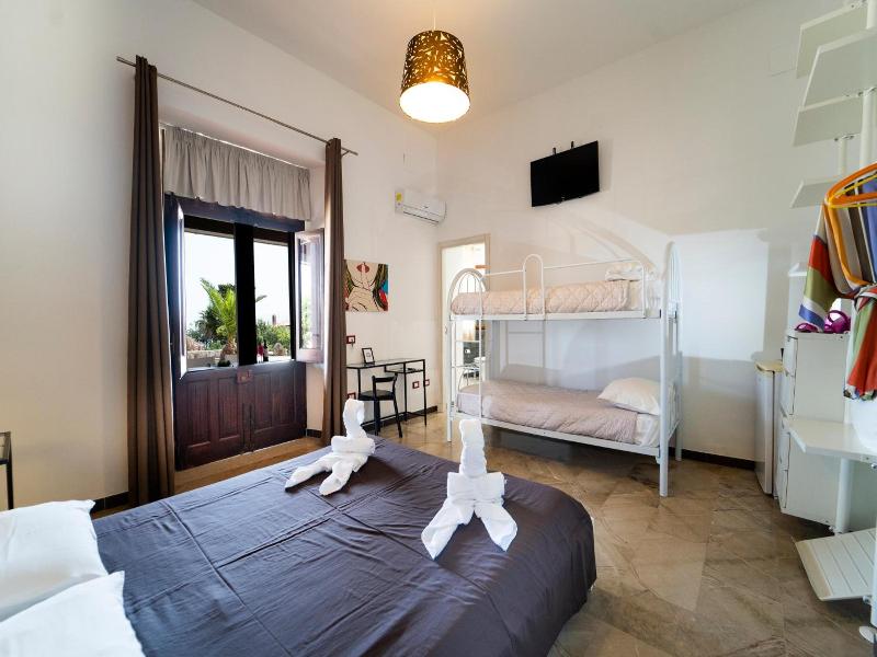 B&B Kore image